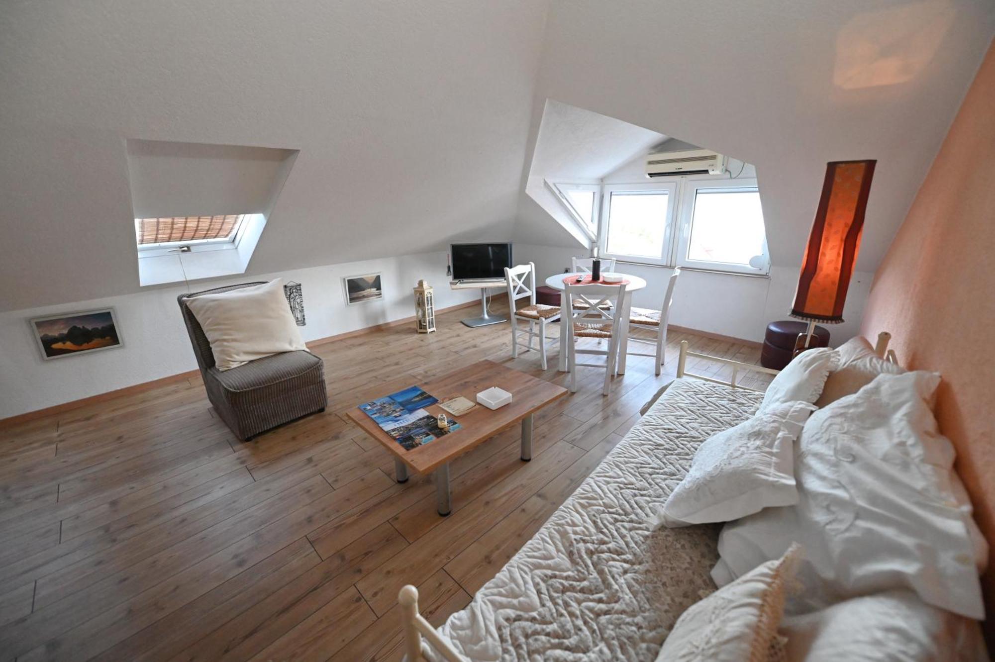 Eke Irin Apartments Ohrid Eksteriør bilde
